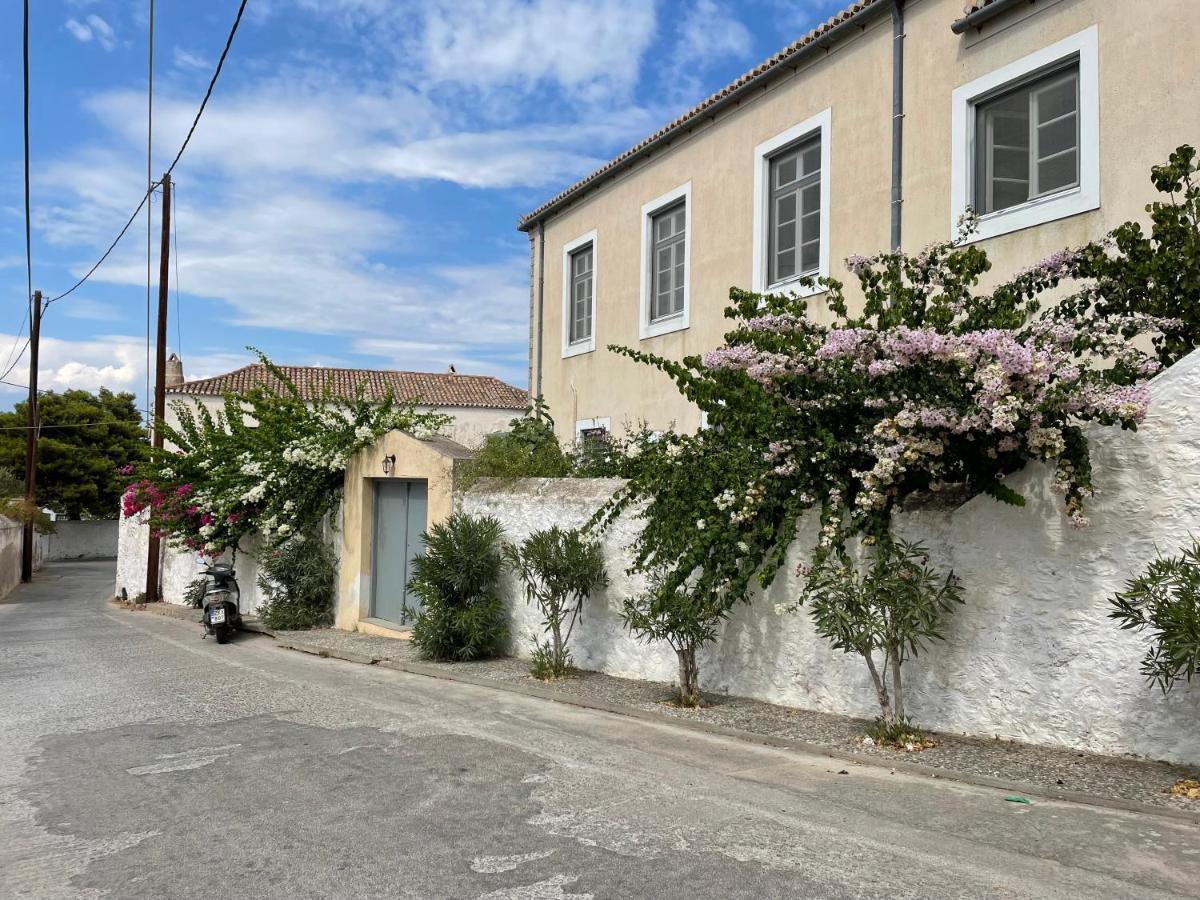 Villa 1853, Spetses Ground Floor Eksteriør billede